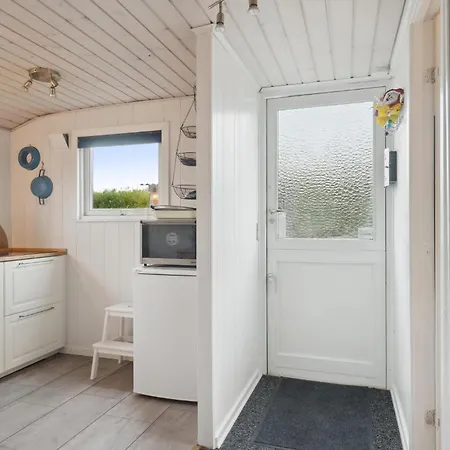 Holiday home 3 Bedroom Cozy In *